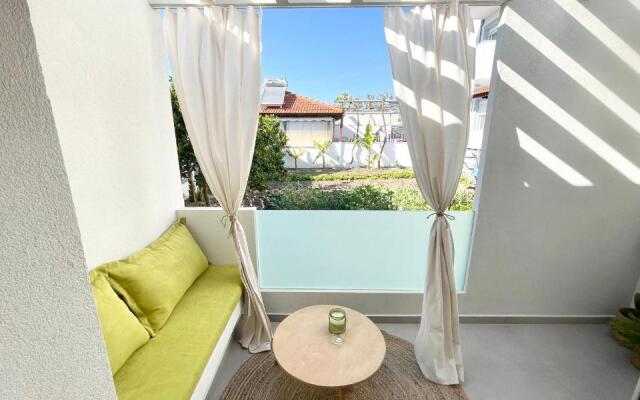 White House Kokas Luxury Apartments