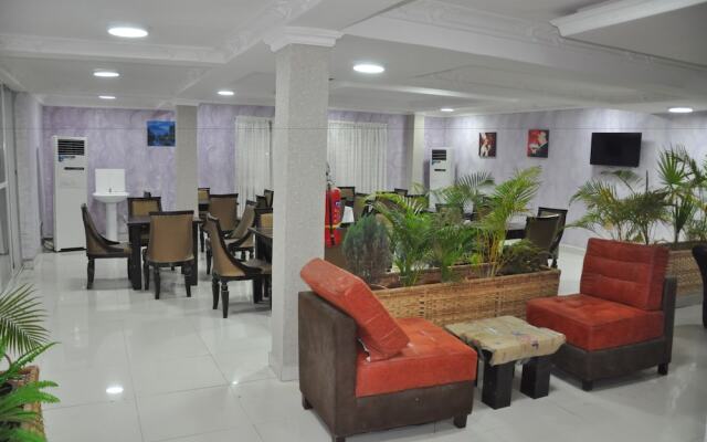 Grand Capital Hotel