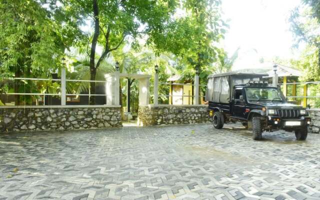 Safari Queens Resort