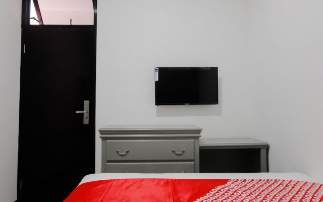 OYO 1108 Smart Tlogomas