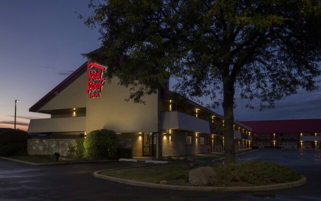 Red Roof Inn Chicago-O'Hare Airport/ Arlington Hts