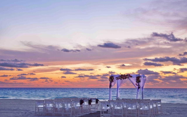 Sandos Cancún All Inclusive - Adults Only
