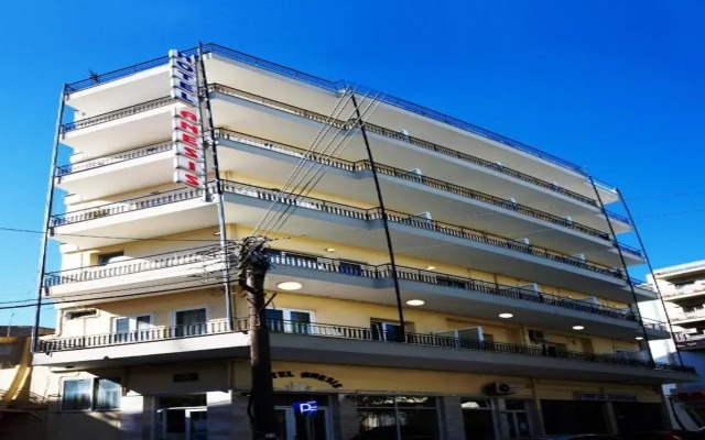 Anesis Hotel