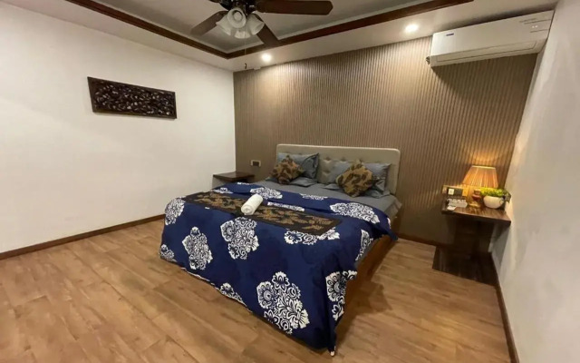 Himeyn Beach Inn   Ocho Homes By Eight Continents