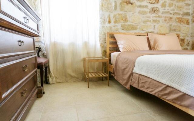 Charming Stone House With Swimming Pool