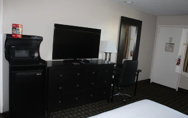 Stanford Inn & Suites Anaheim