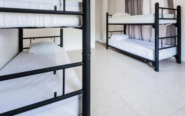 Che Tulum Hostel & Bar