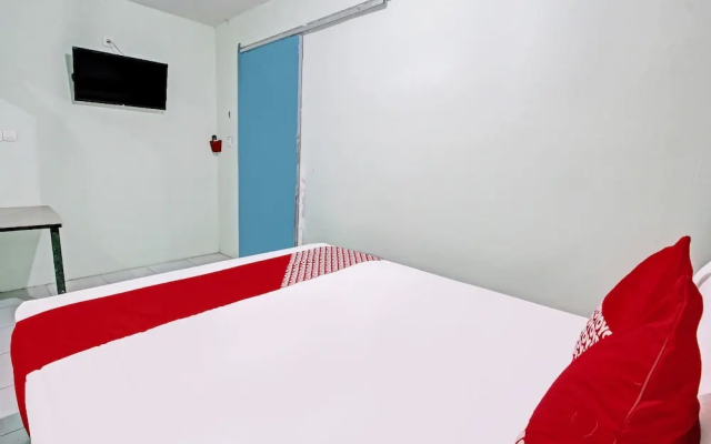 OYO Life 92032 Utama Hotel & Karaoke