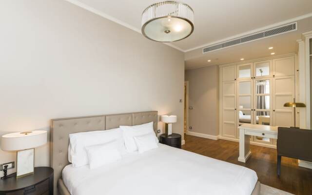 Ist flats Serviced Apartments - EMAAR SQ