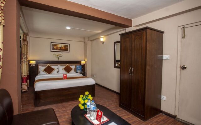 OYO 168 Divine Guest House