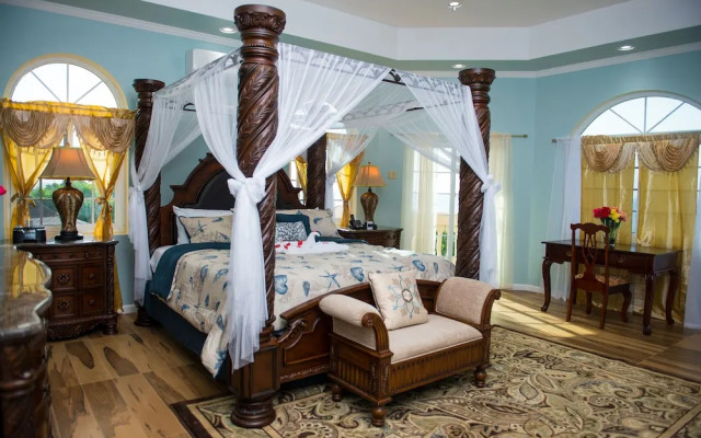 Villa Sweet Villa