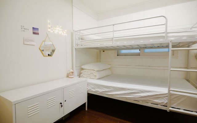 Moca Guesthouse - Hostel