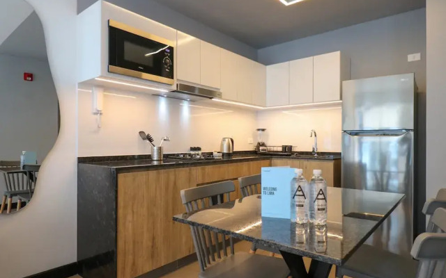 w Dazzling 1BR w Perfect Balcony in San Isidro
