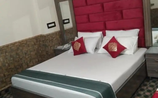 Royal Palace Hotel Lahore