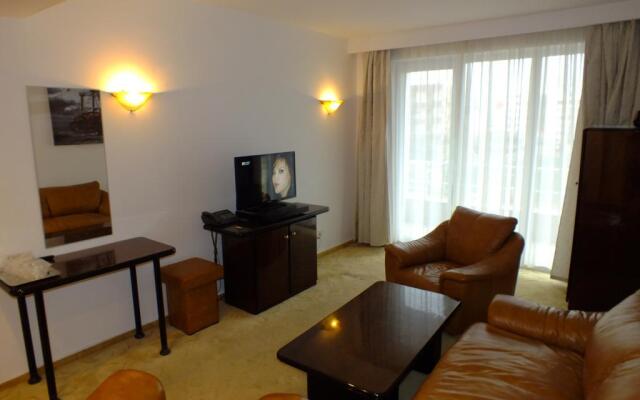 Pirates Resort Mamaia