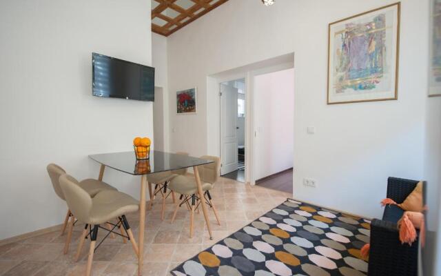Romantic New 2 Bedroom Vilnius Best Location