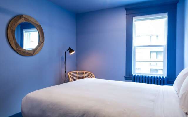 QBEDS Hostel