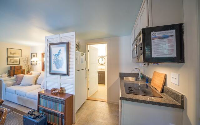 Erie The 213 E Hideaway 1 Bedroom Holiday Home By My Ocean Rentals
