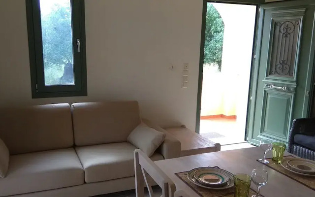 Villa Elaionas 1