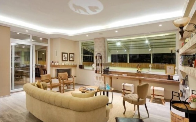 B.equine Range Hotel