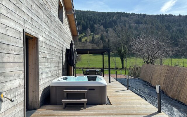 Grand Perce Neige & Jacuzzi privatif