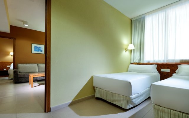 Hesperia Sant Joan Suites