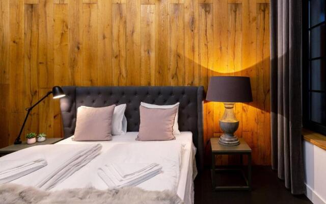 Your Instaworthy Astoria Loft Apartment