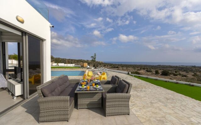Greco Hilltop Views in Paralimni