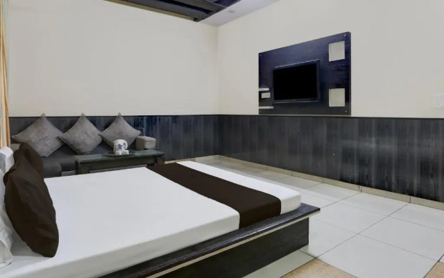 M2 Hotel & Restaurant