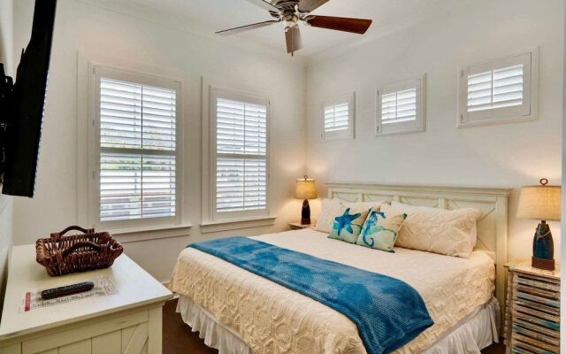 Serenity Retreat by Destin Getaways