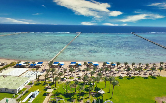 Pickalbatros Royal Moderna Sharm & Aqua Park