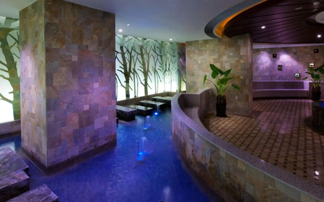HJ International Hotel