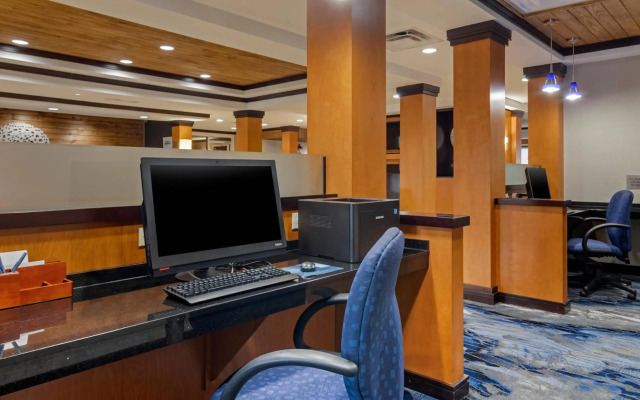 Fairfield Inn & Suites by Marriott Commerce