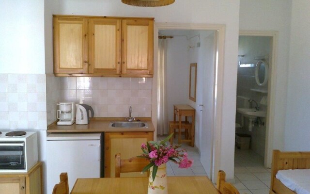 BeachFrontSalvanos aparthotel 