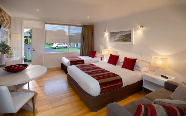 Sorrento Beach Motel