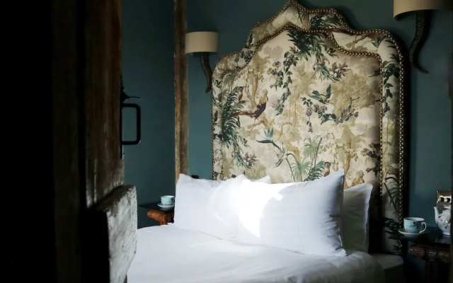 The White Hart Hotel
