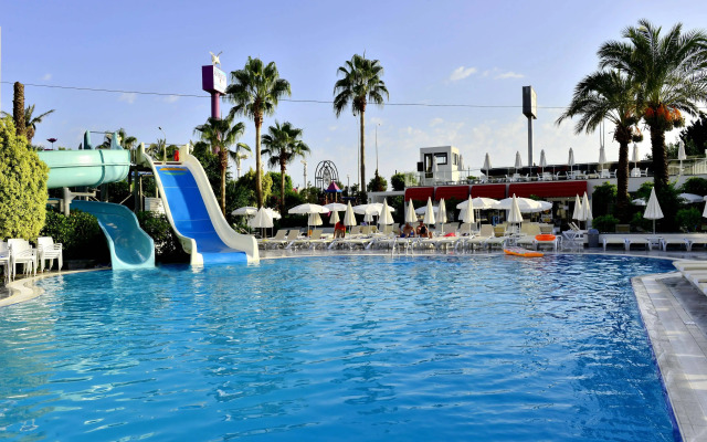 White City Beach - Adults Only