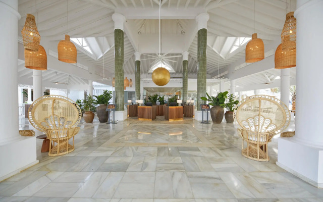 Bahia Principe Luxury Esmeralda - All Inclusive - Newly Renovated