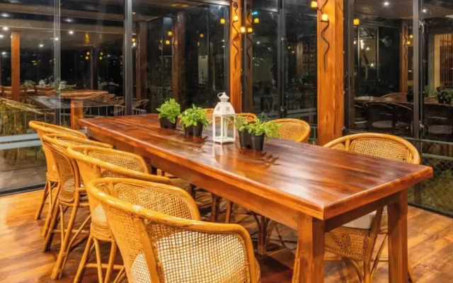 The Riverston Grand