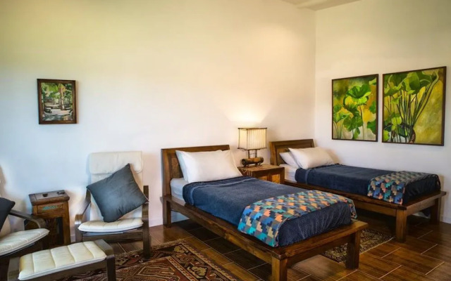 Elsie Evans Art Retreat