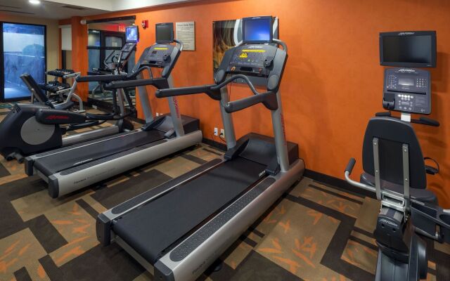 Courtyard by Marriott Winston-Salem Hanes Mall