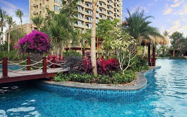 Paxton Vacances Resort & Suites Sanya