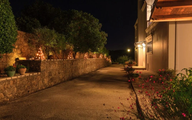 Villa Golden Tiara Large Private Pool A C Wifi