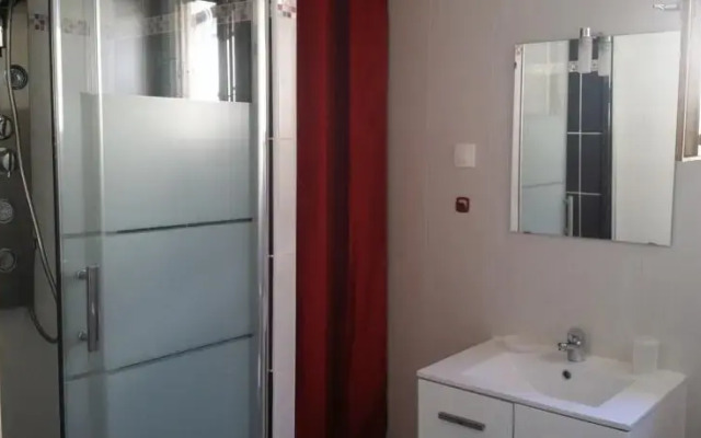 Chalet En Bois à 500m De La Mer