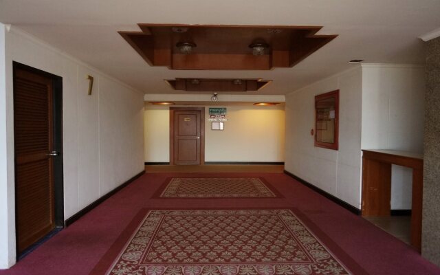 Hatyai Central Hotel