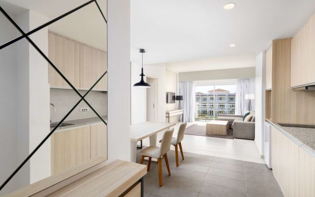 Radisson Blu Residences, Saidia