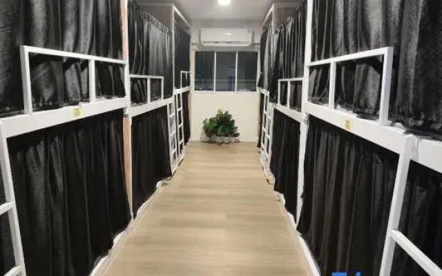 Uni Hostel