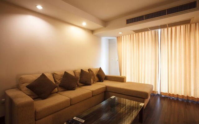 "3c-2bedrooms/2.5bath@downtown Bangkok Near Bts/mrt"