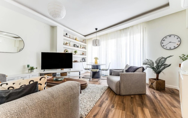 Stylish and Lovely Flat in Kadikoy