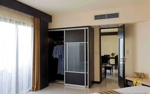The Nouveau Chumphon Beach Resort & Golf